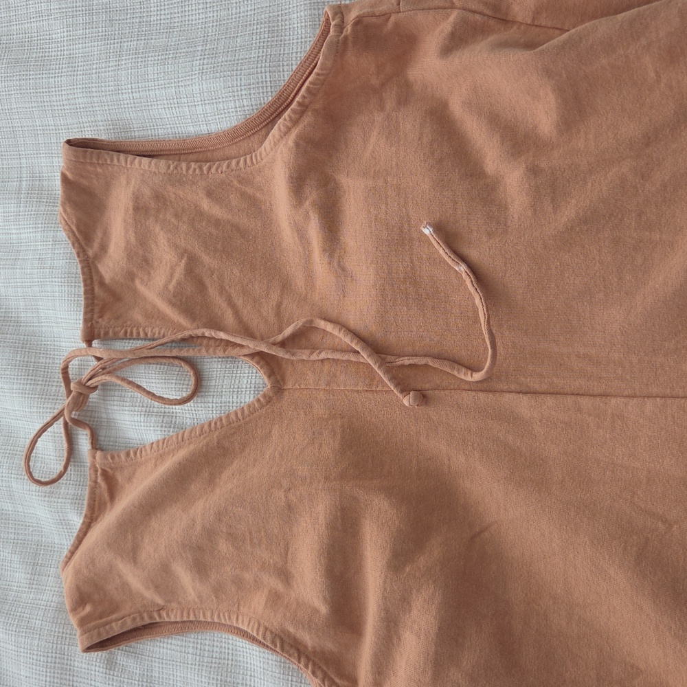 Tie-back Sleeveless Cropped Romper - Picture 5 of 9